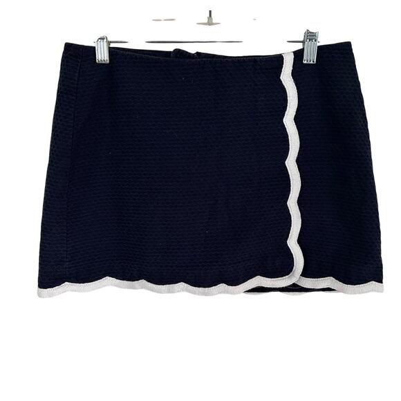 Lilly Pulitzer Navy Scallop Hem Skort White Trim Golf Tennis SZ6 Athleisure - Picture 2 of 10